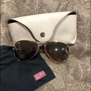 Ray-Ban Aviator Gold Frame